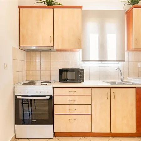 Апартаменты Spiros House Свороната