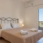 Spiros House Apartamento Svoronata