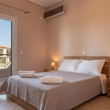 Διαμέρισμα Spiros House Σβορωνάτα