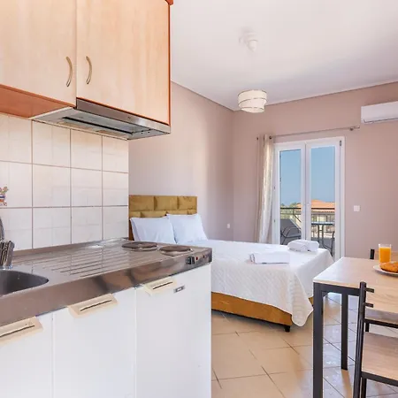 Апартаменты Spiros House Свороната